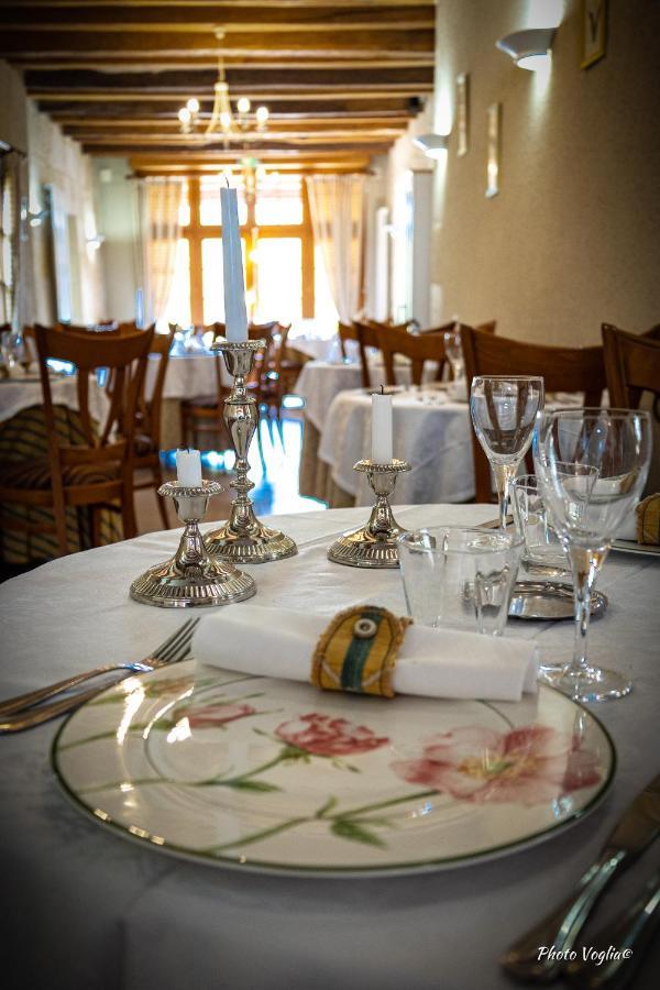 Hotel Logis Le Colombien - Et Restaurant 3*