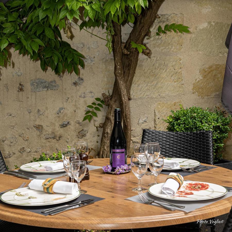 Logis Le Colombien - Et Restaurant Hotel 3*