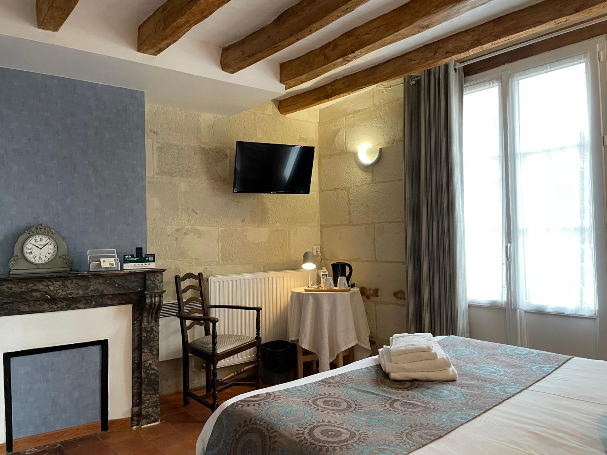 Logis Le Colombien - Et Restaurant Villandry