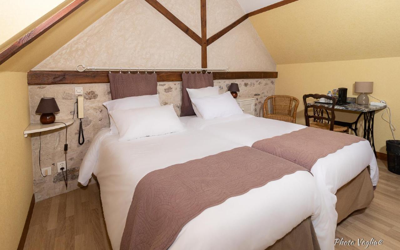 Logis Le Colombien - Et Restaurant Hotel 3*