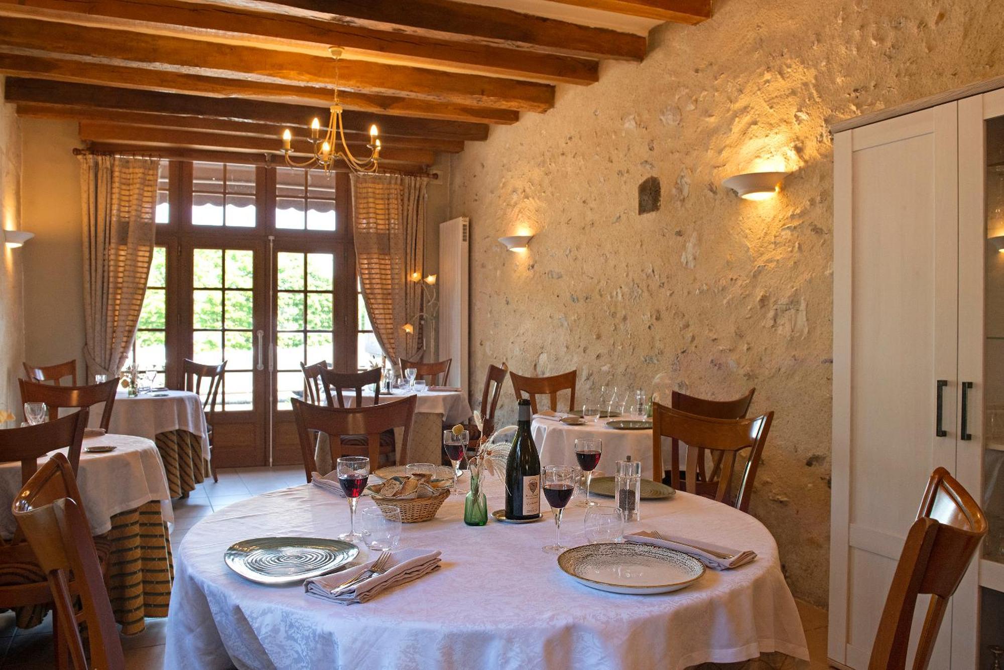 Logis Le Colombien - Et Restaurant Villandry