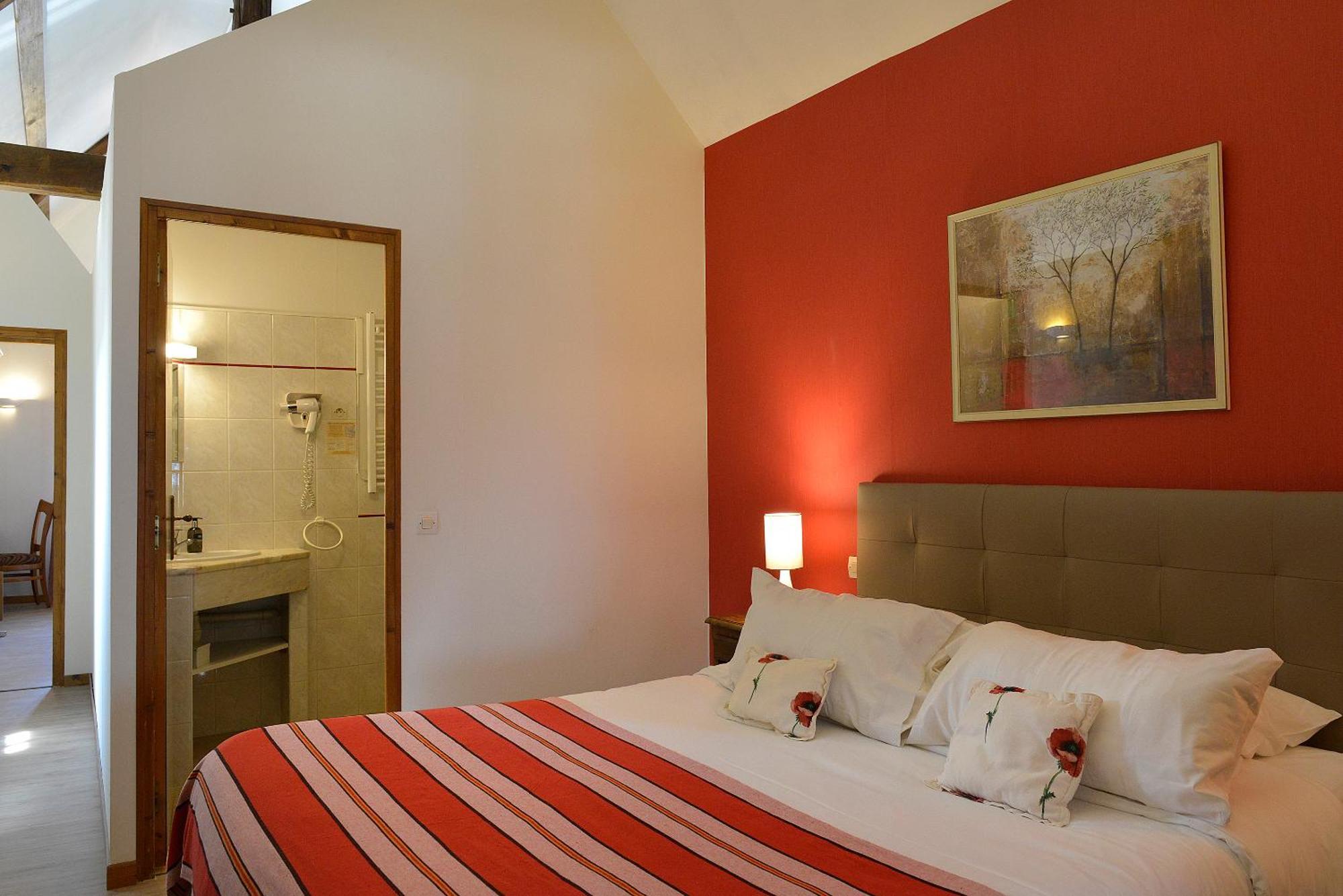 Hotel Logis Le Colombien - Et Restaurant Villandry