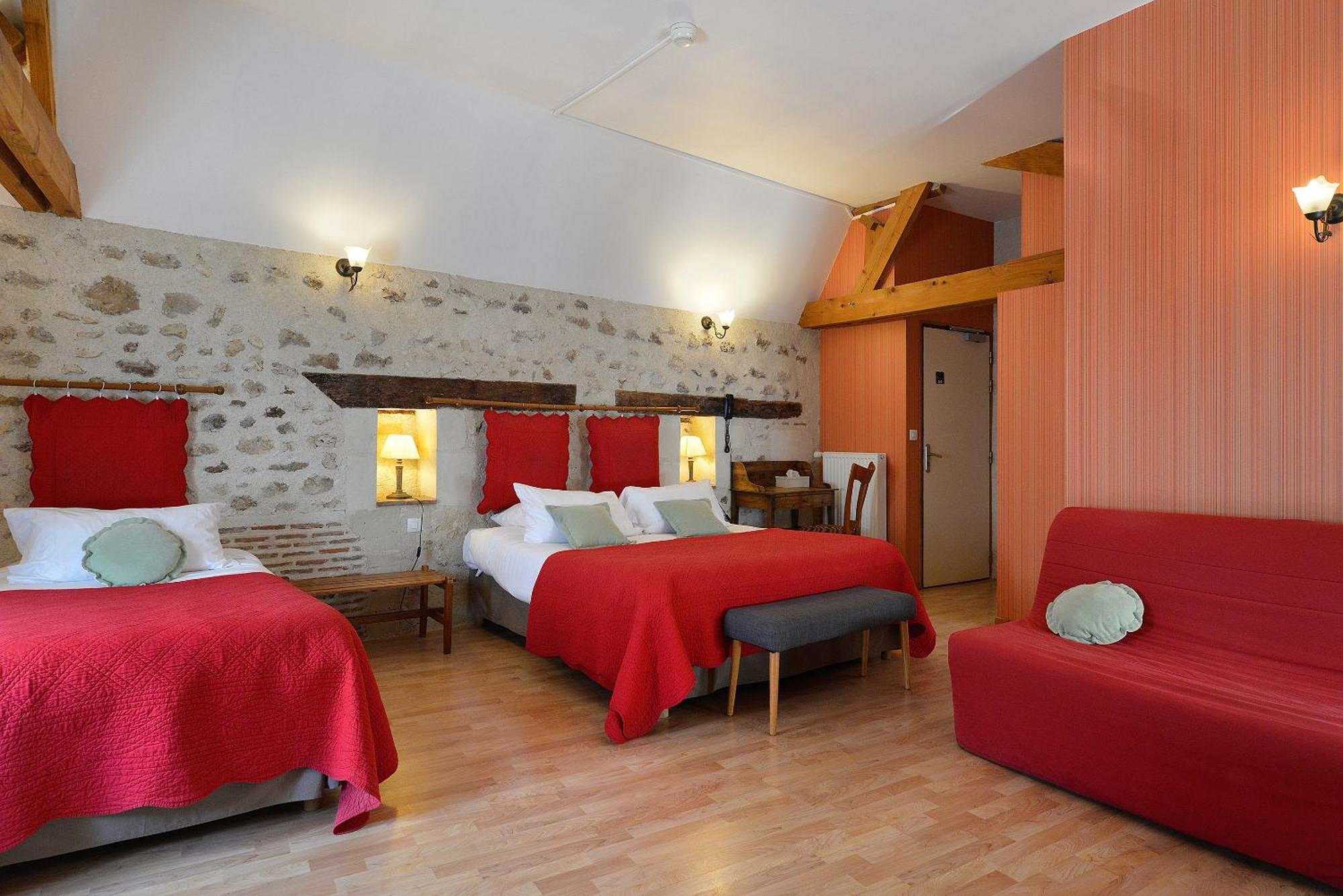 Hotel Logis Le Colombien - Et Restaurant