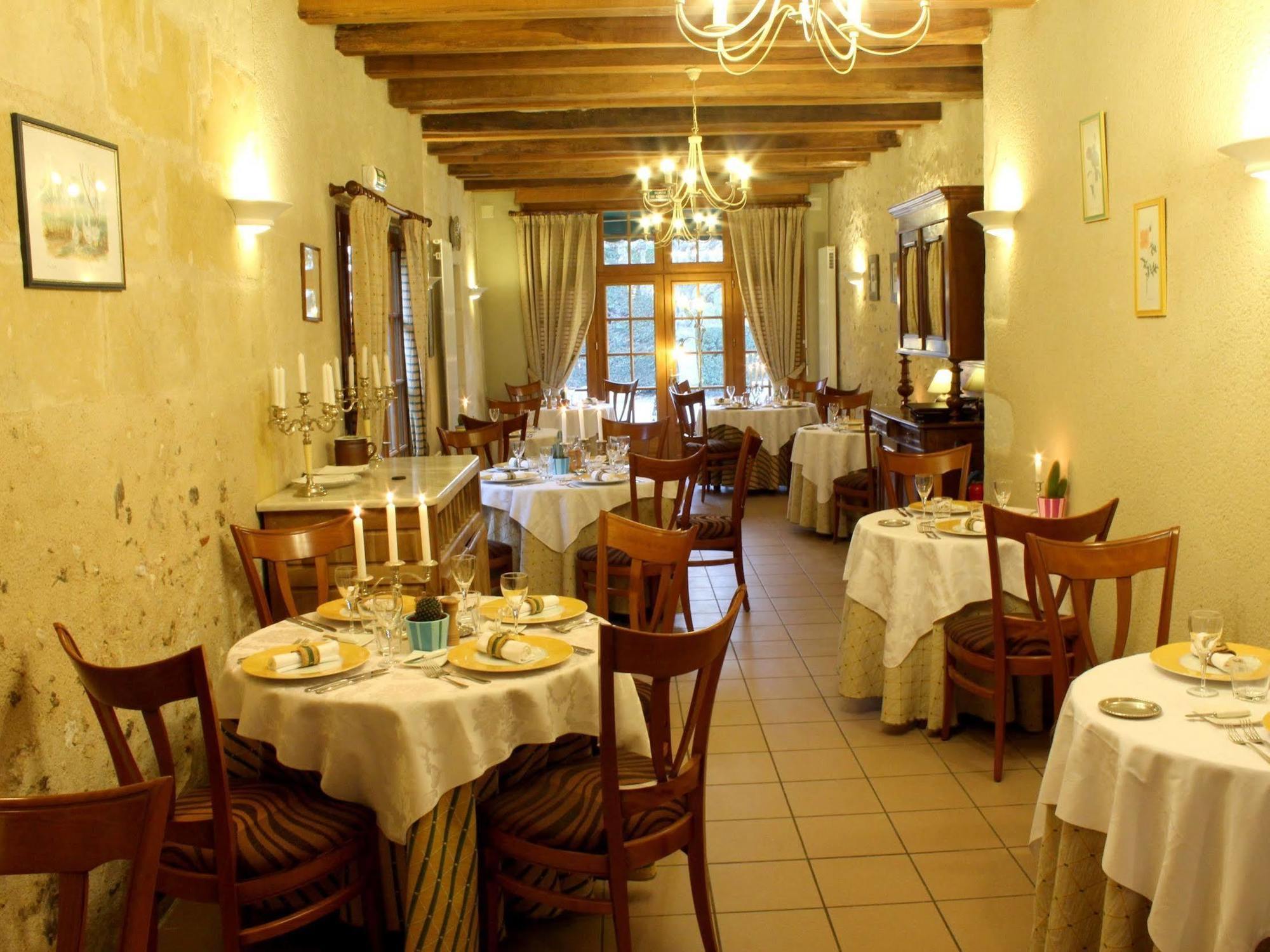 Logis Le Colombien - Et Restaurant 3*