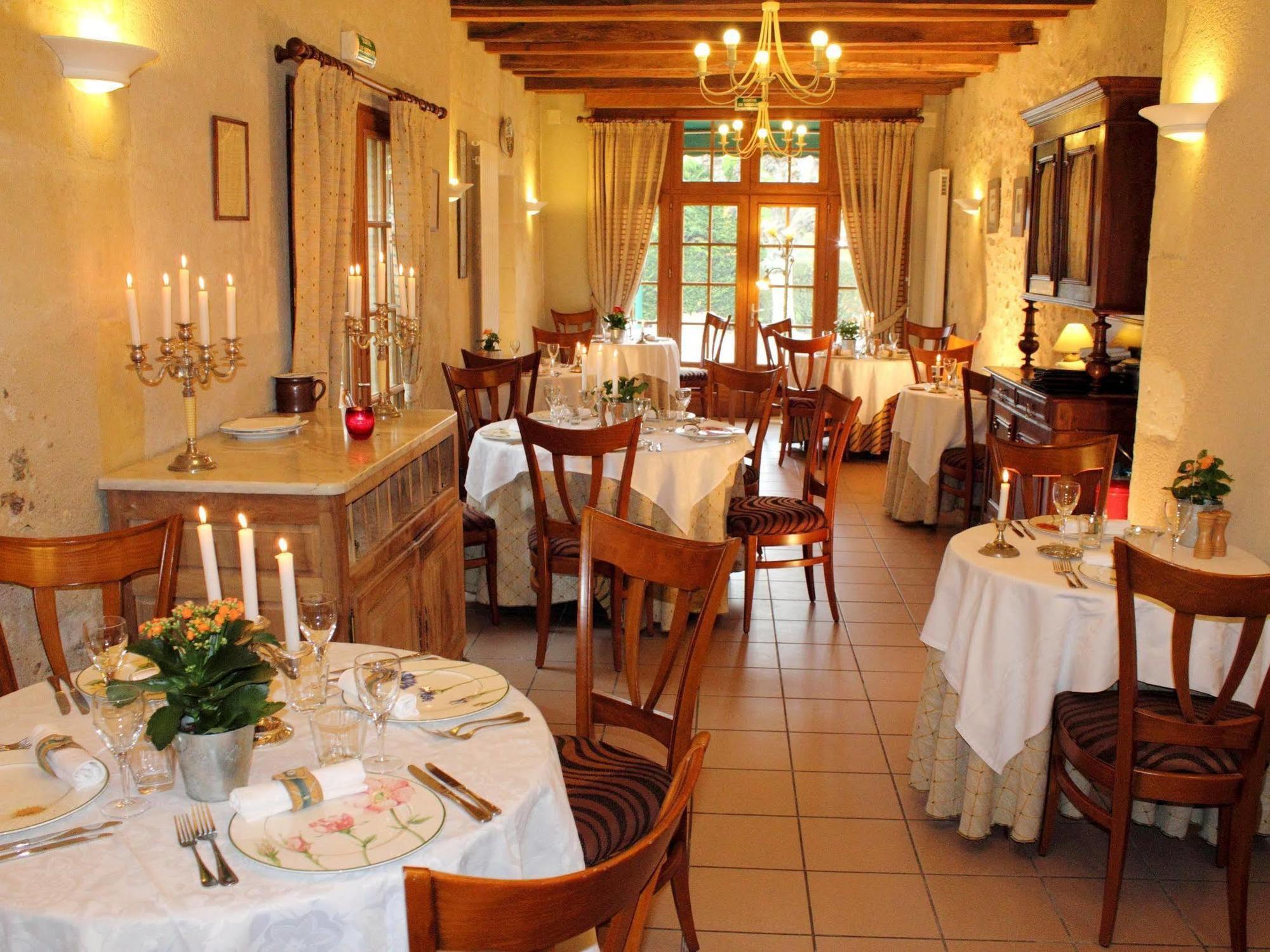 Logis Le Colombien - Et Restaurant Hotel Villandry